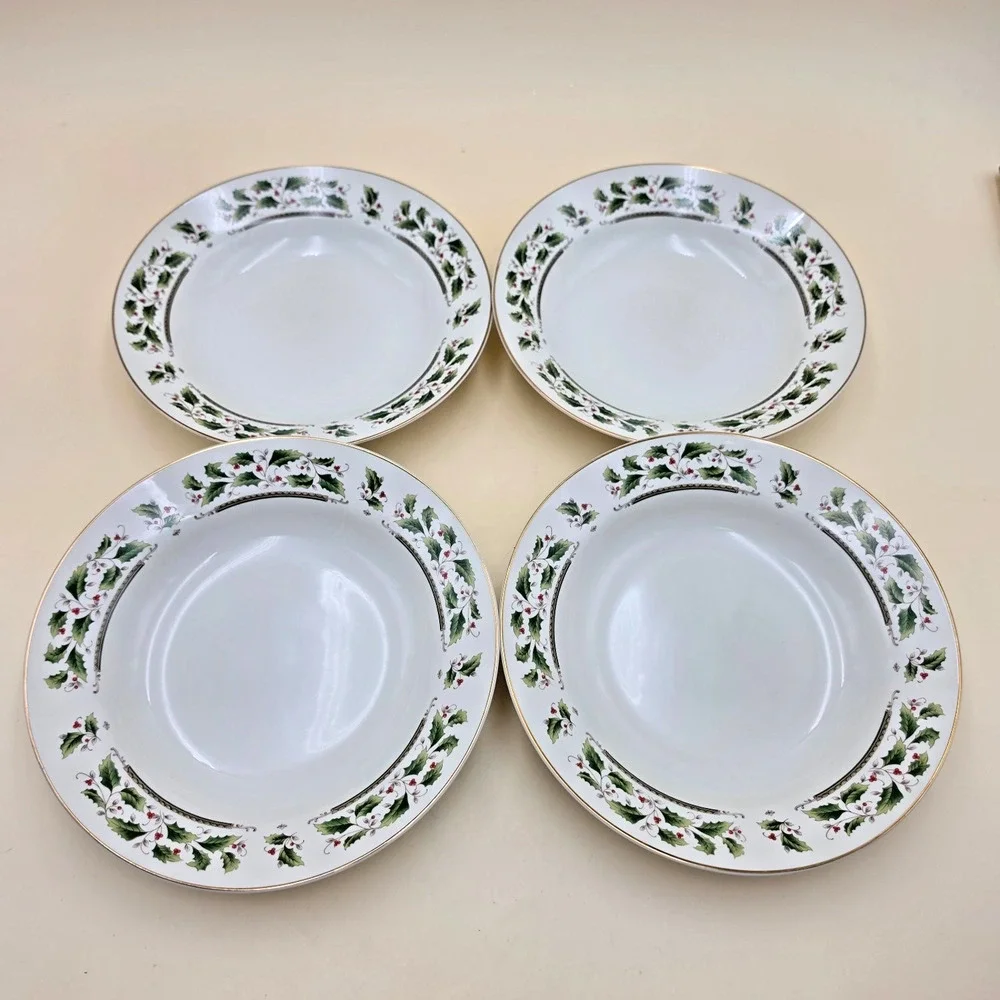 Royal Limited Holly Holiday Soup Bowl 8.25 Inch Bone China Gold Christmas Trim